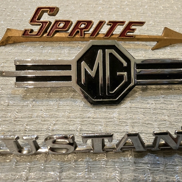 Vintage + Antique Car Emblems, excellent condition - Picture 2 of 7